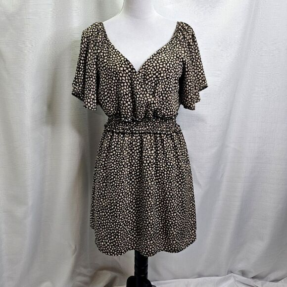 Altar'd State Black and Gold Puff Sleeve Smocked Waist Mini Dress Size Large - Picture 3 of 11